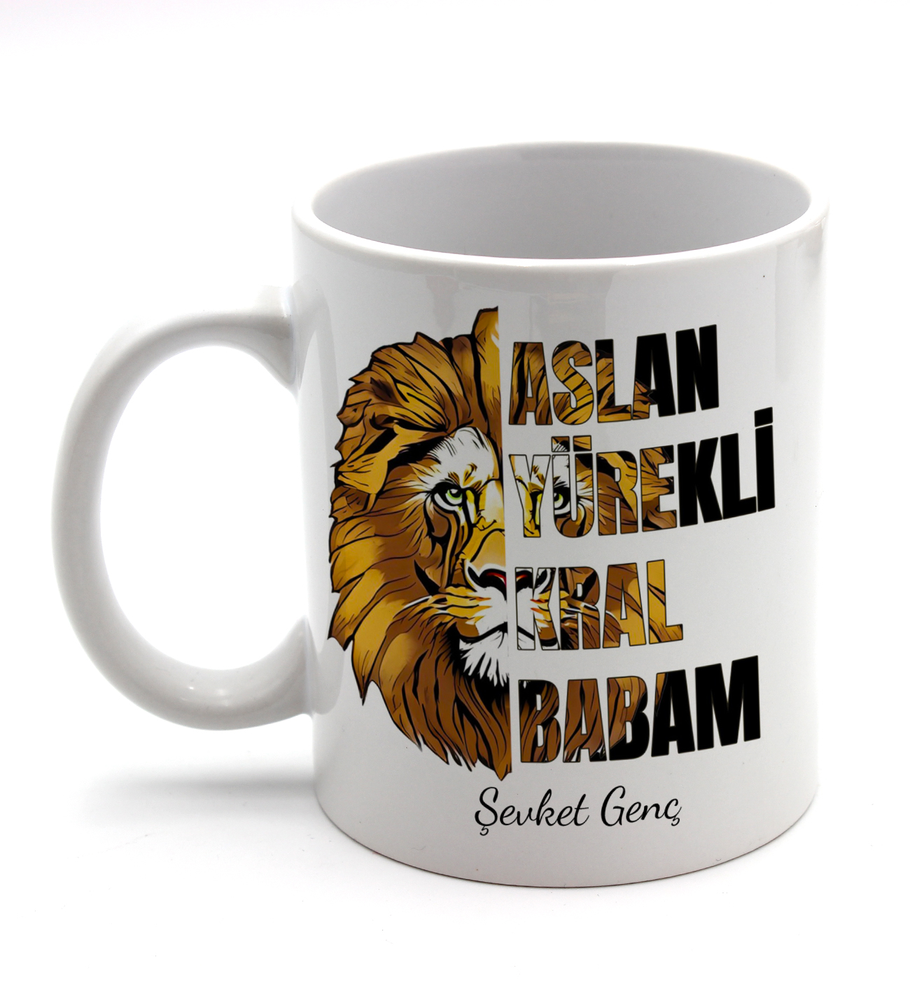 Babalar%20Günü%20Aslan%20Yürekli%20Kral%20Babam%20Tasarımlı%20Kupa